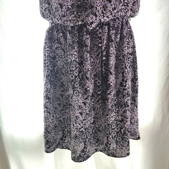 Pretty Flowy Dress EUC - Picture 4 of 13